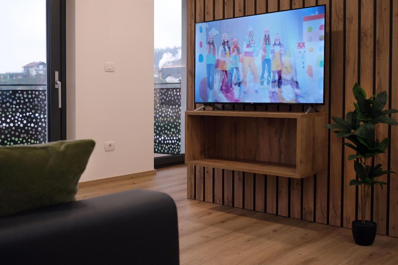 Apartments 5Ka - Modern Comfort 5 Minutes From Highway Velika Loka Экстерьер фото