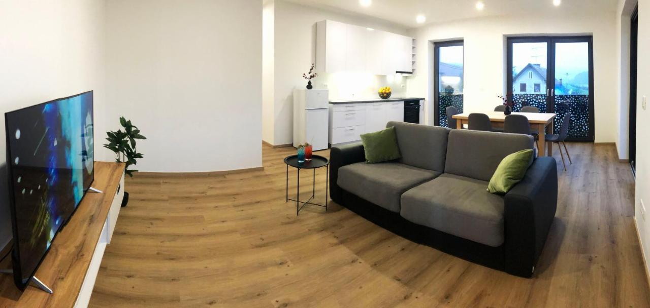 Apartments 5Ka - Modern Comfort 5 Minutes From Highway Velika Loka Экстерьер фото