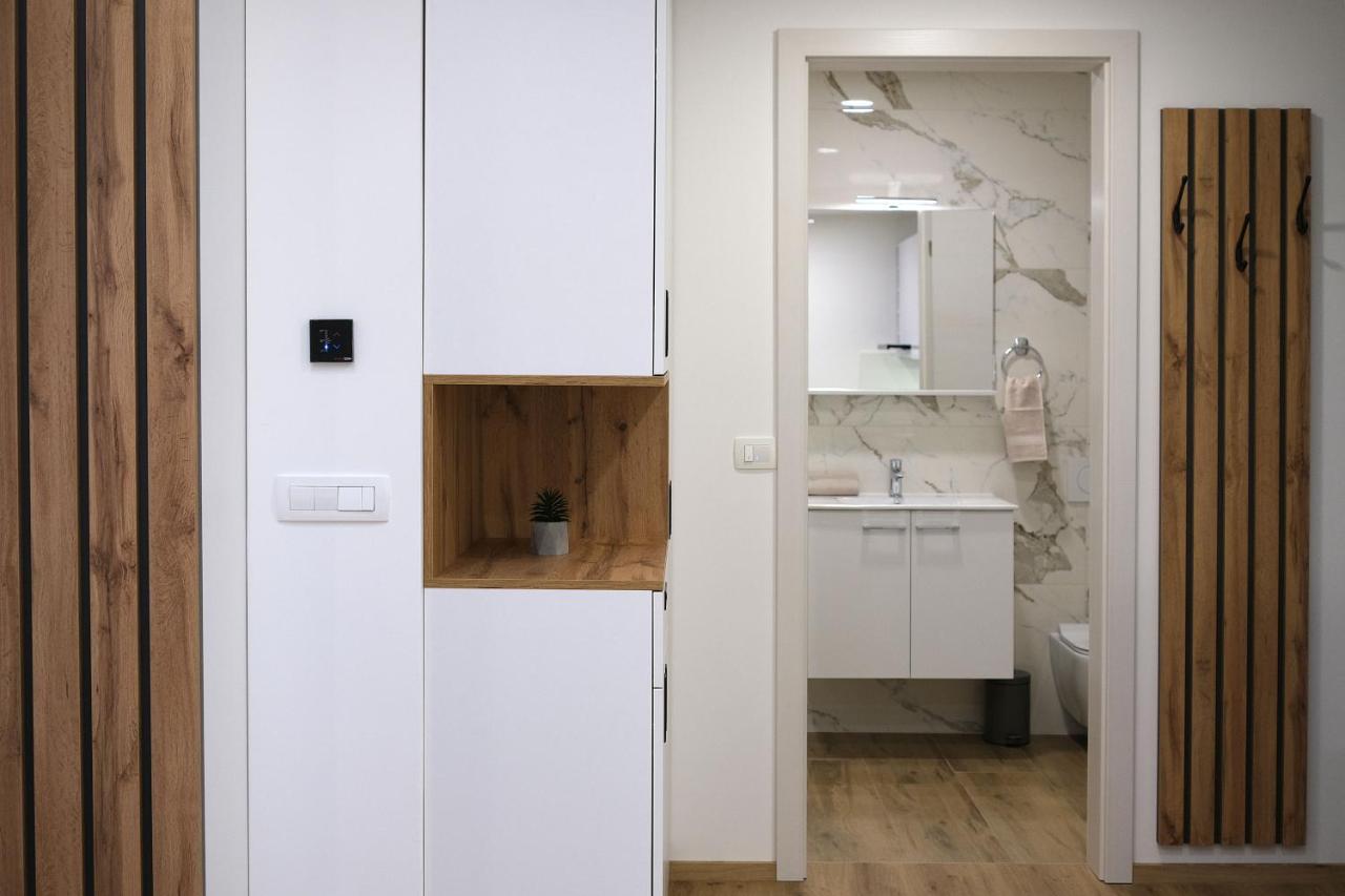 Apartments 5Ka - Modern Comfort 5 Minutes From Highway Velika Loka Экстерьер фото